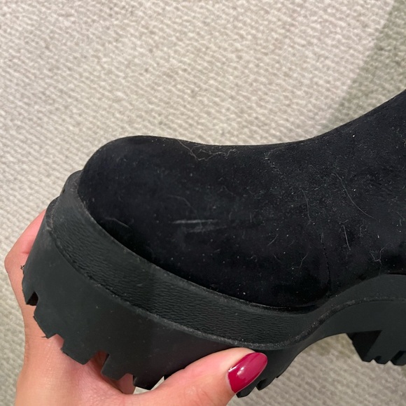 H&M Platform Faux Suede Chelsea Boots - Picture 7 of 8